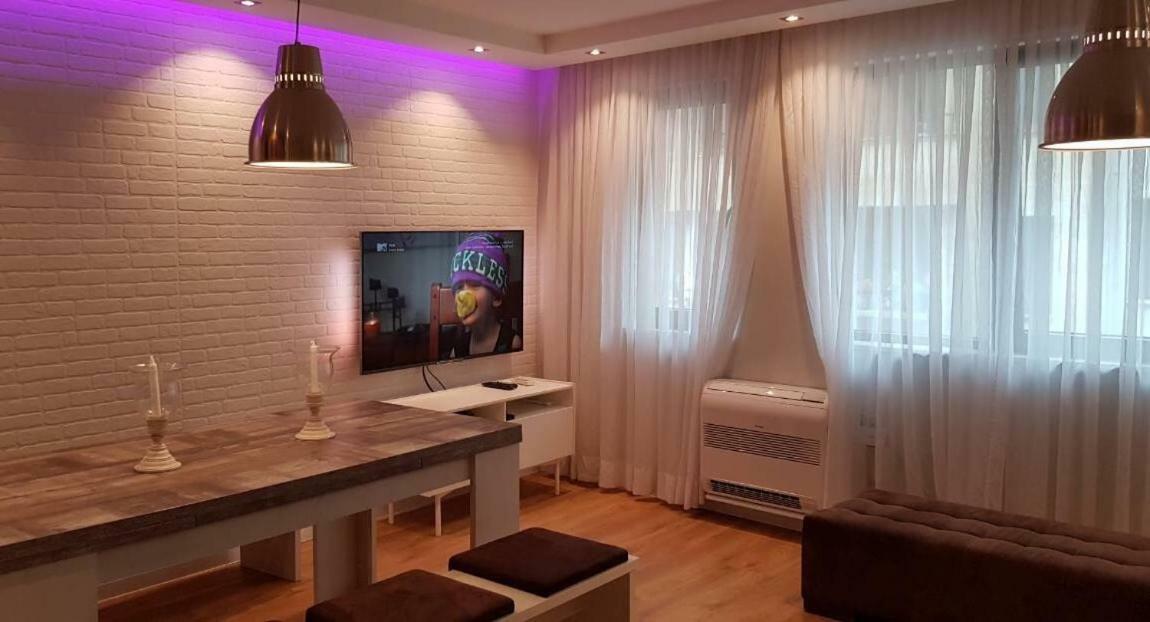 Luxury Apartments In Top City Center Varna 2 المظهر الخارجي الصورة