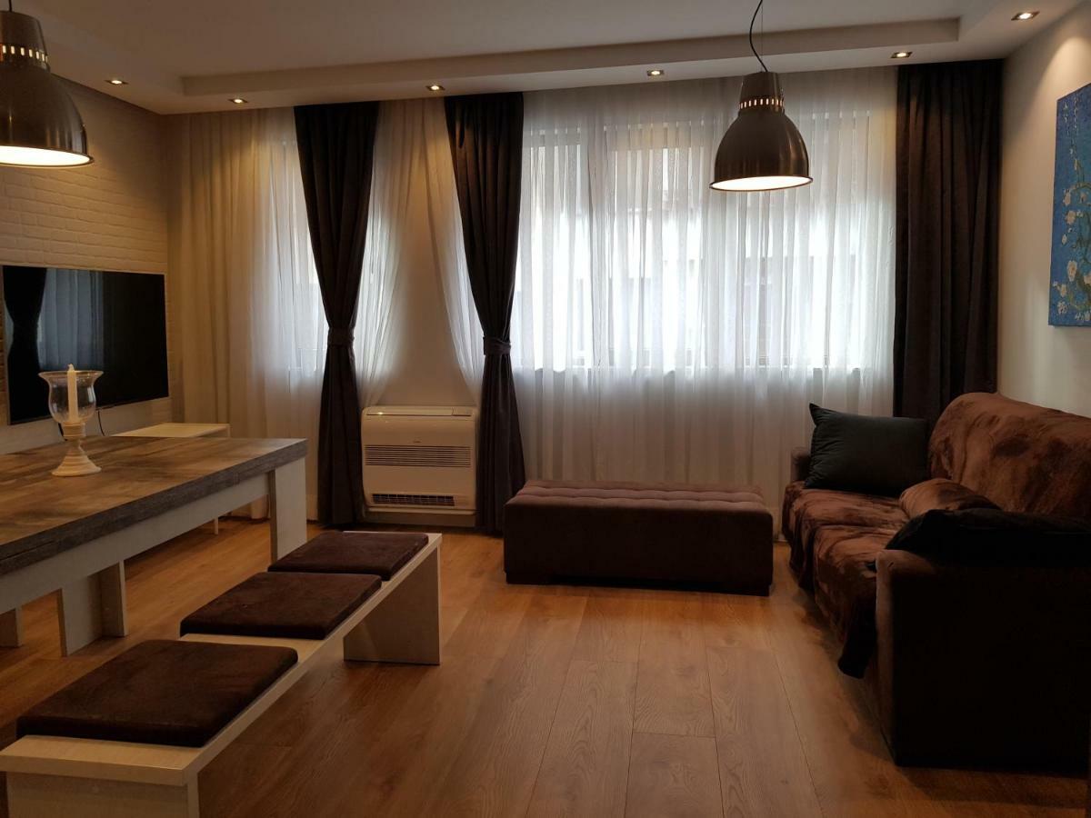 Luxury Apartments In Top City Center Varna 2 المظهر الخارجي الصورة