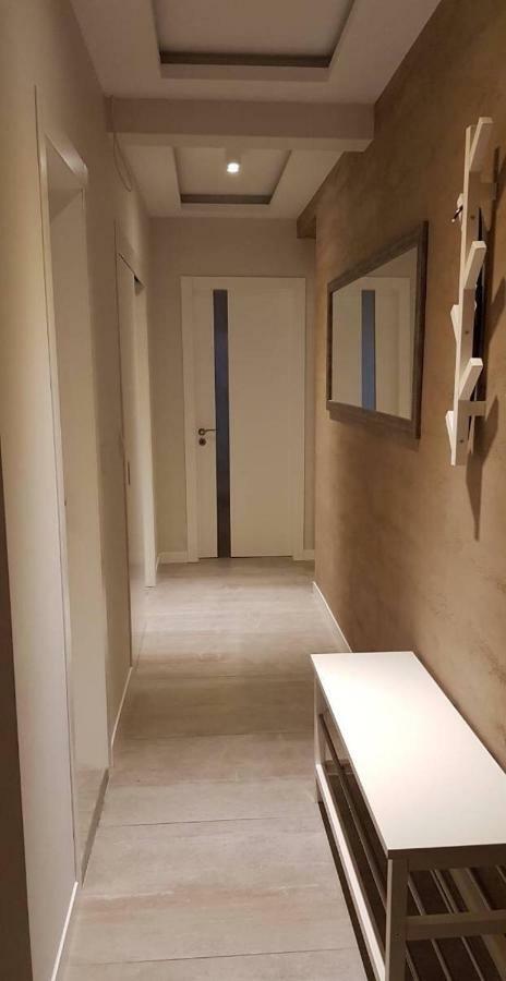 Luxury Apartments In Top City Center Varna 2 المظهر الخارجي الصورة